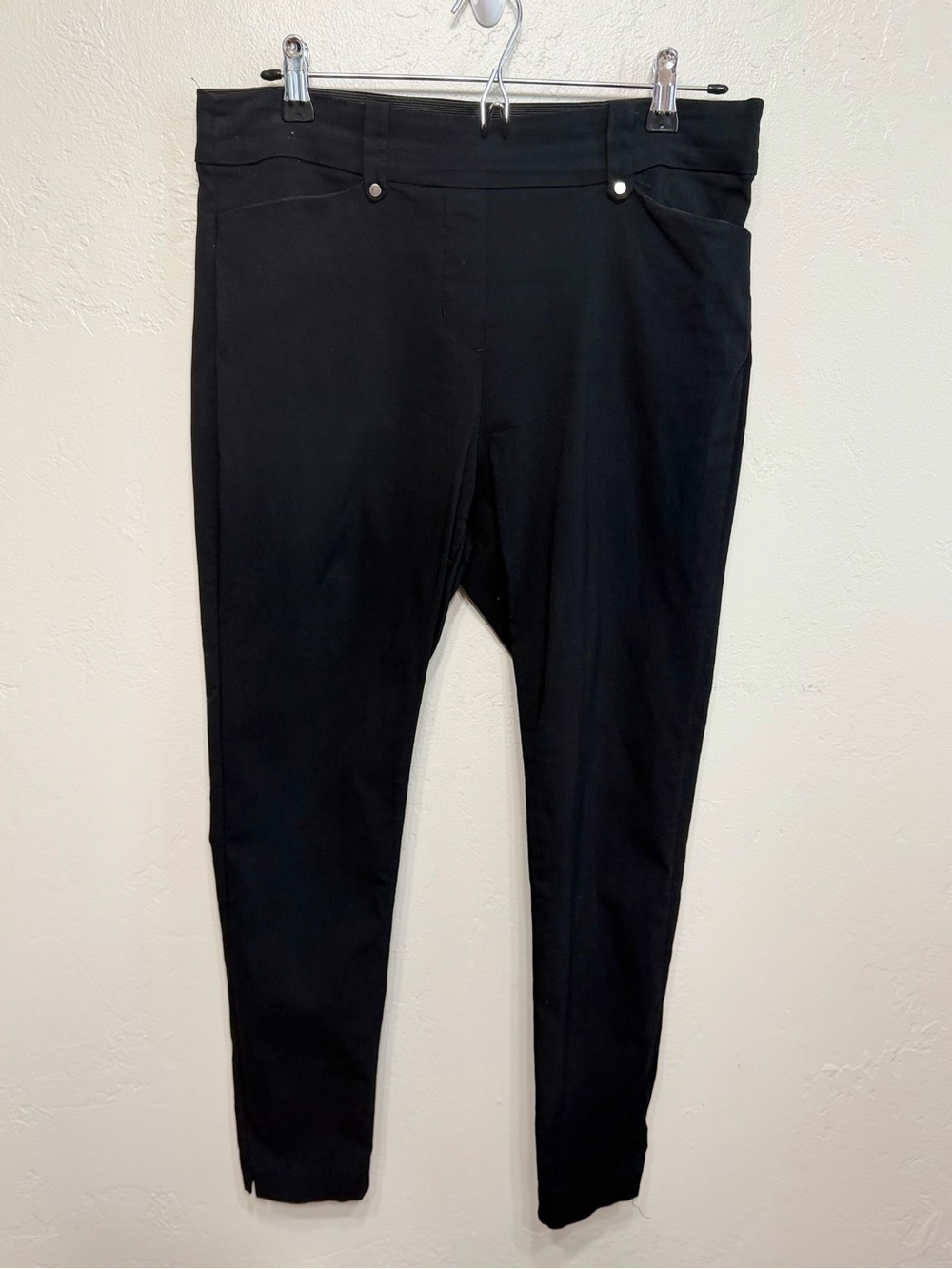 Black Slim/Skinny Ankle Dress Pants Medium Short Stretch Pull-On Career Pants